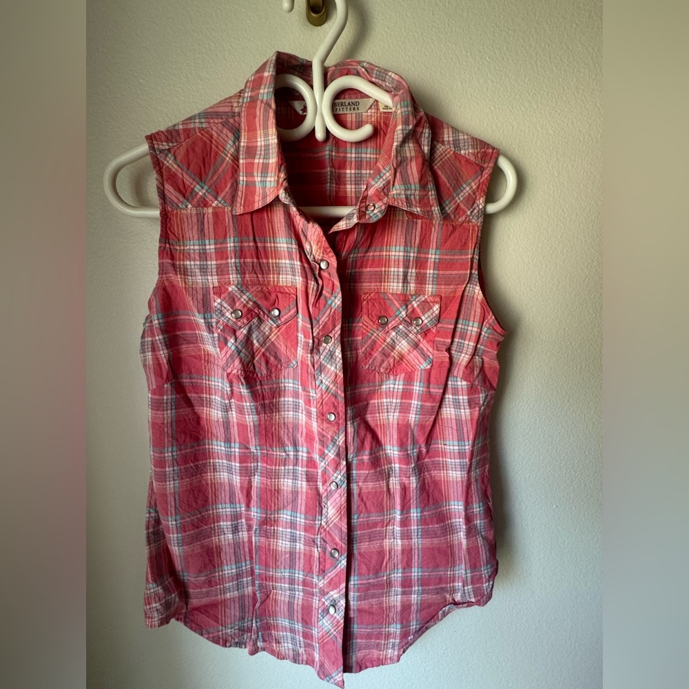 Rodeo!! Pink Plaid Sleeveless Button-Down Shirt